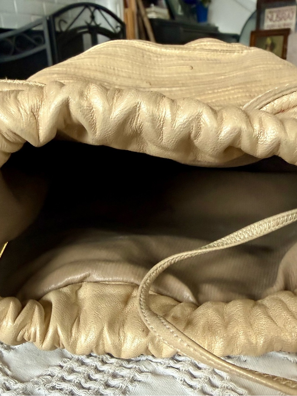 Vintage Sharif Drawstring Bucket Bag - Picture 10 of 10